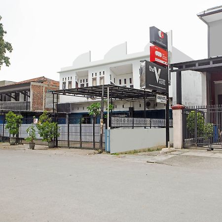 Reddoorz @ Hotel Arimbi Dewi Sartika Baru บันดุง ภายนอก รูปภาพ