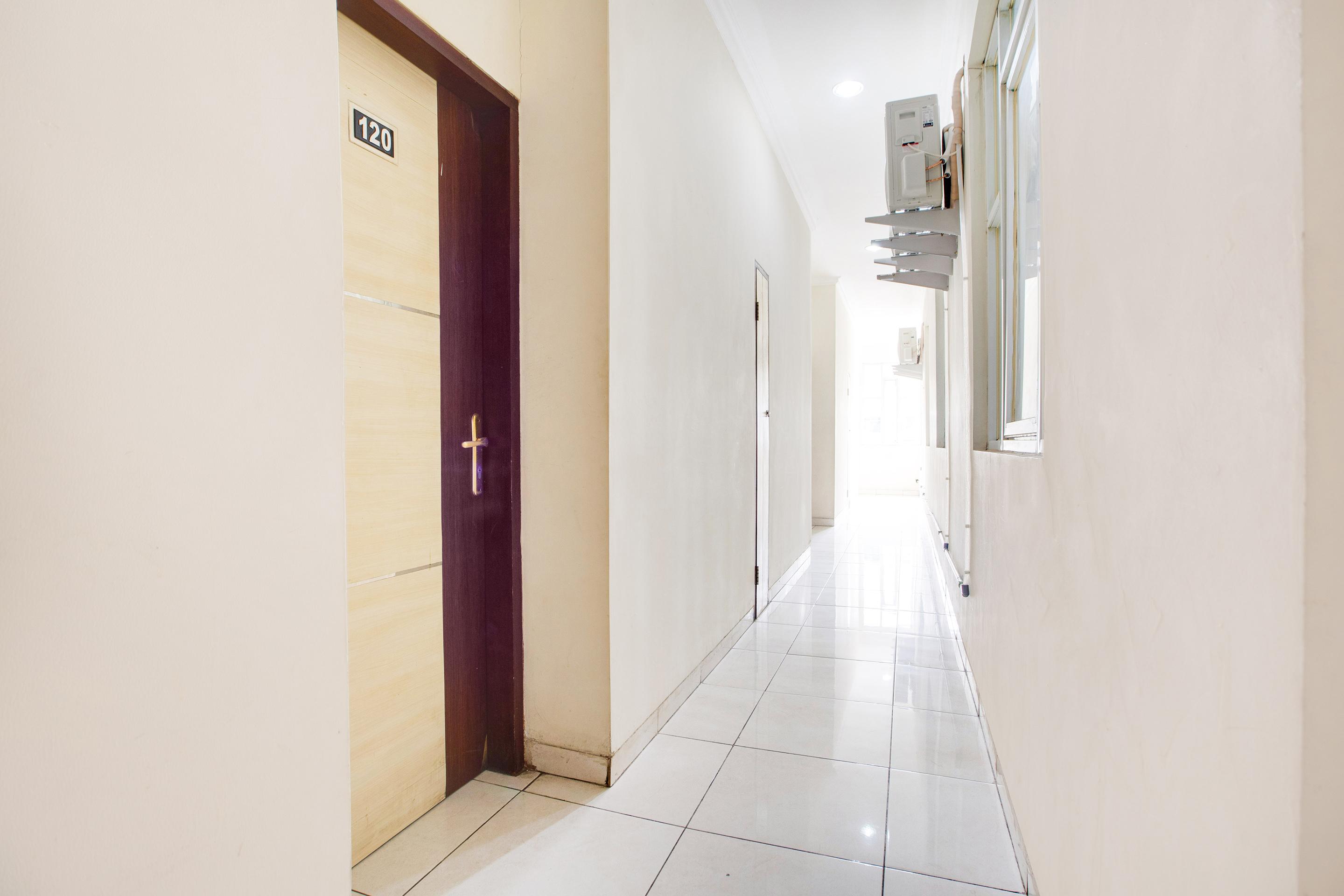 Reddoorz @ Hotel Arimbi Dewi Sartika Baru บันดุง ภายนอก รูปภาพ